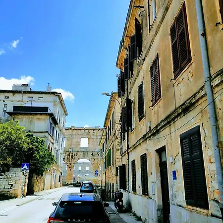 Appartement G1 Center Colosseum *